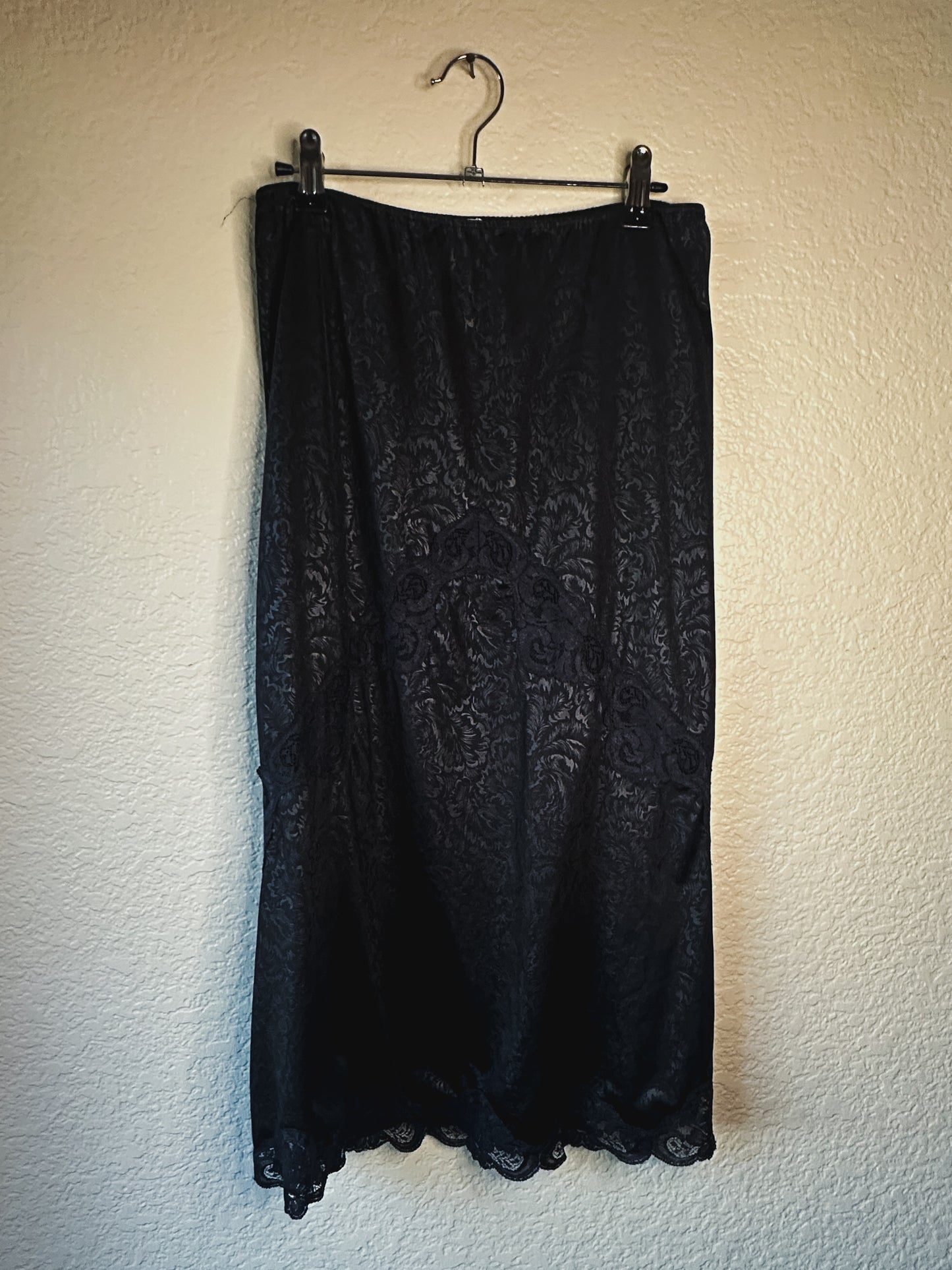 Heartbreaker Vanity Fair Slip